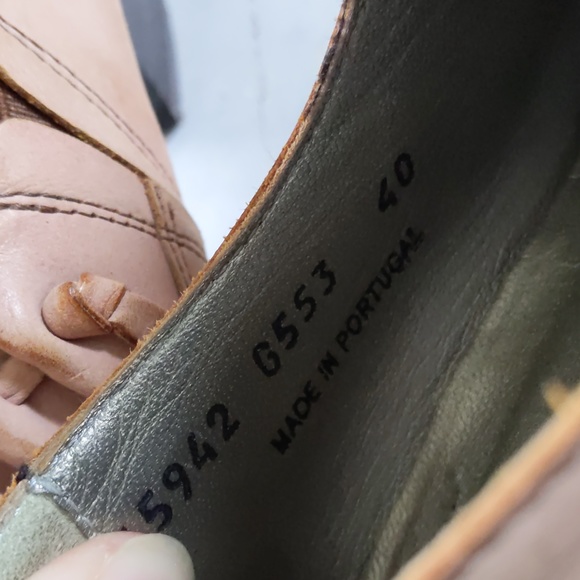 Fidji Woman's Leather Slip On Shoes, Tan, size 40, 1.5" heel, - Picture 7 of 8